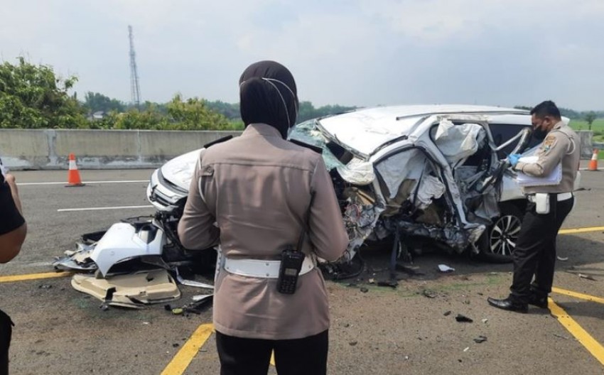 Vanessa Angel Kecelakaan, Polisi: Ada Lima Orang di Dalam Mobil