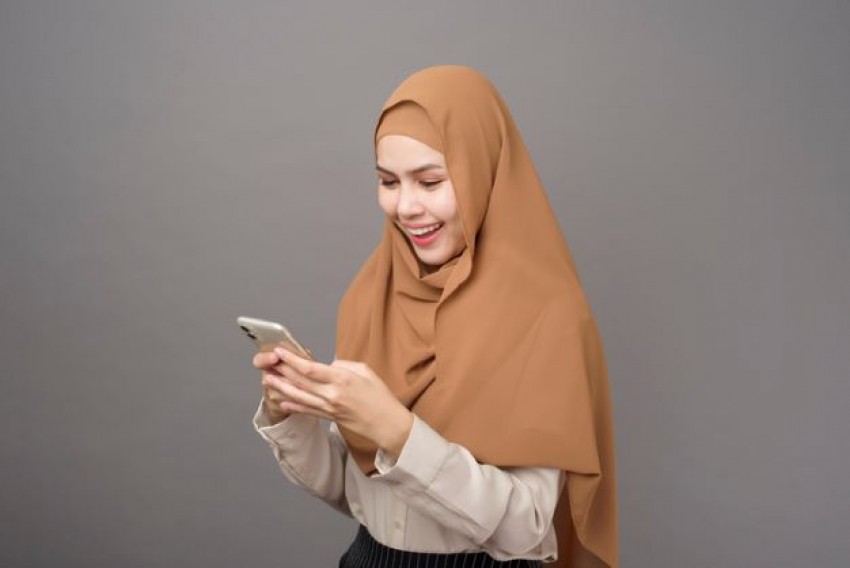 8 Aplikasi Muslim sebagai Pengingat Adzan hingga Peta Resto Halal