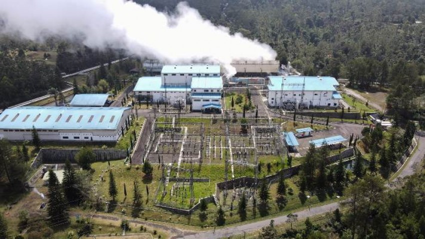 Pemerintah Dukung PLN Percepat Transisi Energi RI ke EBT