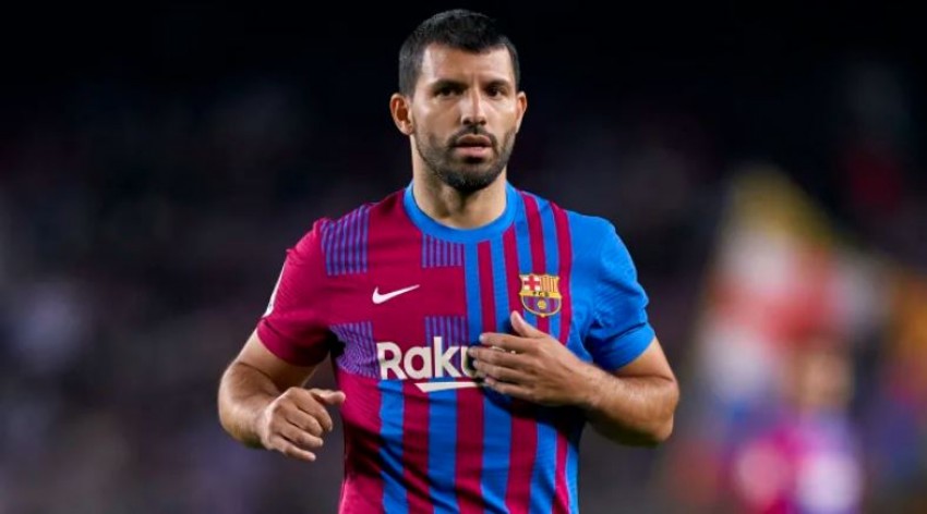 Sergio Aguero Digosipkan Pensiun, Ini Tanggapan Bos Barcelona