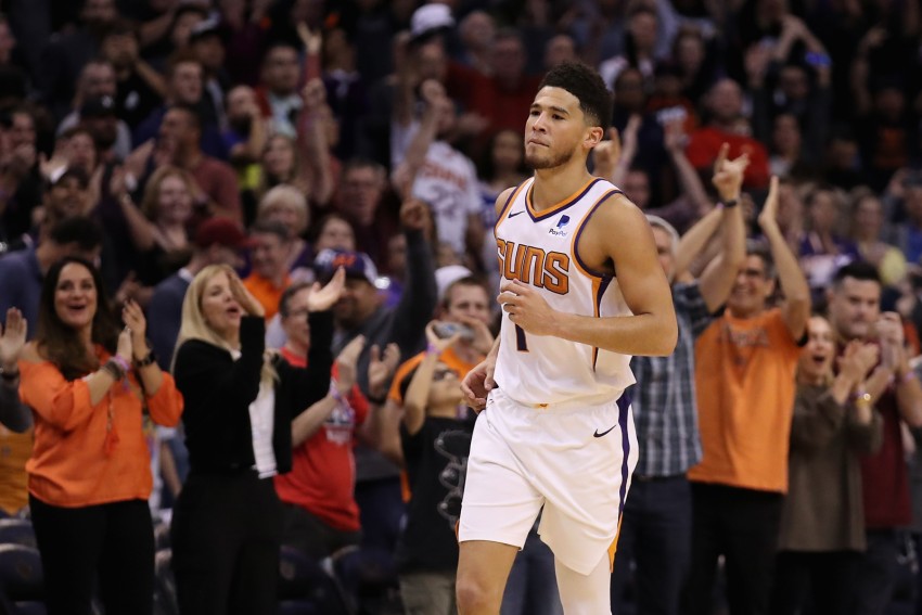 Devin Booker Pimpin Suns Kalahkan Knicks 118-97 di Kandang