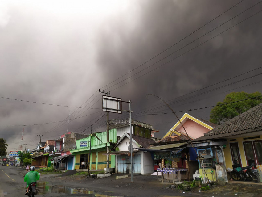 13 Orang Meninggal Dunia Akibat Erupsi Gunung Semeru