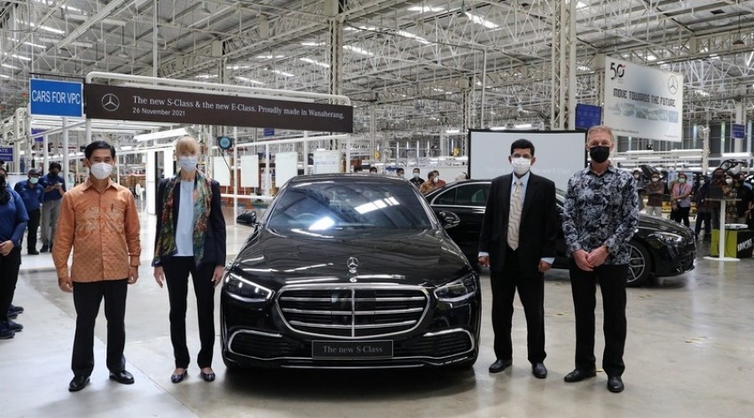 Mercedes Benz Luncurkan S-Class dan E-Class Terbaru