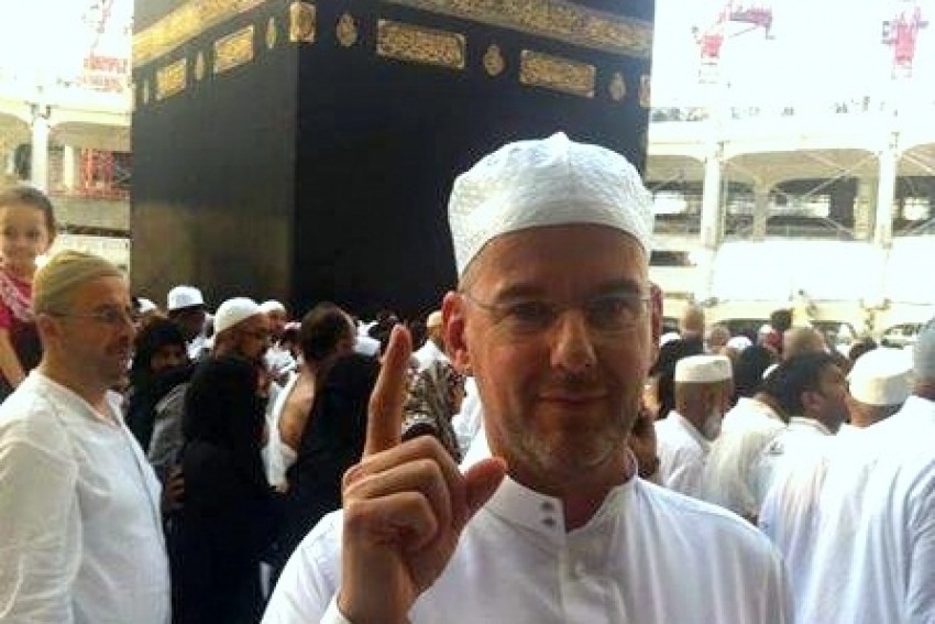 Awalnya Musuhi Islam, Kini Para Politisi Eropa Ini Jadi Muslim Taat
