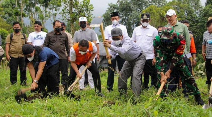 Mahfud MD Pastikan Segera Relokasi Pengungsi Korban Erupsi Semeru