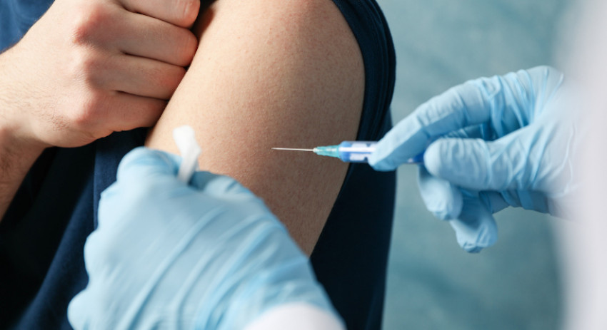 107 Juta Penduduk Indonesia Dapatkan Vaksinasi Dosis Lengkap