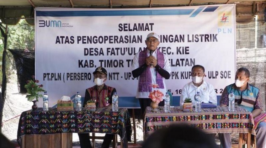 PLN Lakukan Penyambungan Listrik di Desa Fuutulan pada Ketinggian 1.800 Mdpl