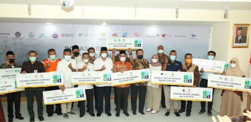 Empat Belas UPZ BAZNAS Bantu Korban Erupsi Semeru Rp727 Juta