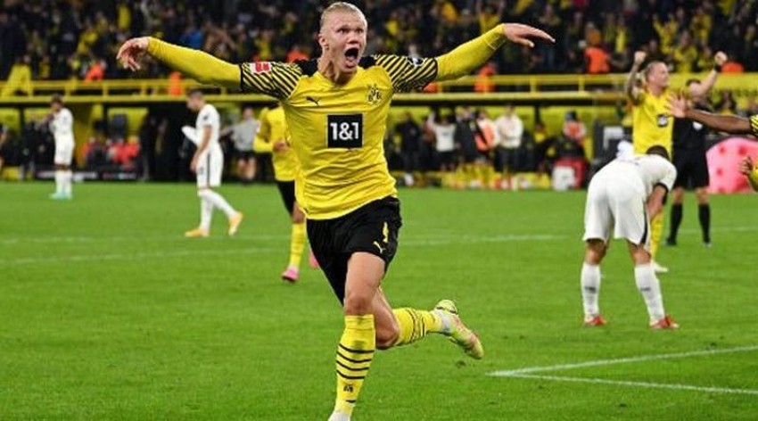 Manchester United Siap Bajak Mesin Gol Milik Dortmund