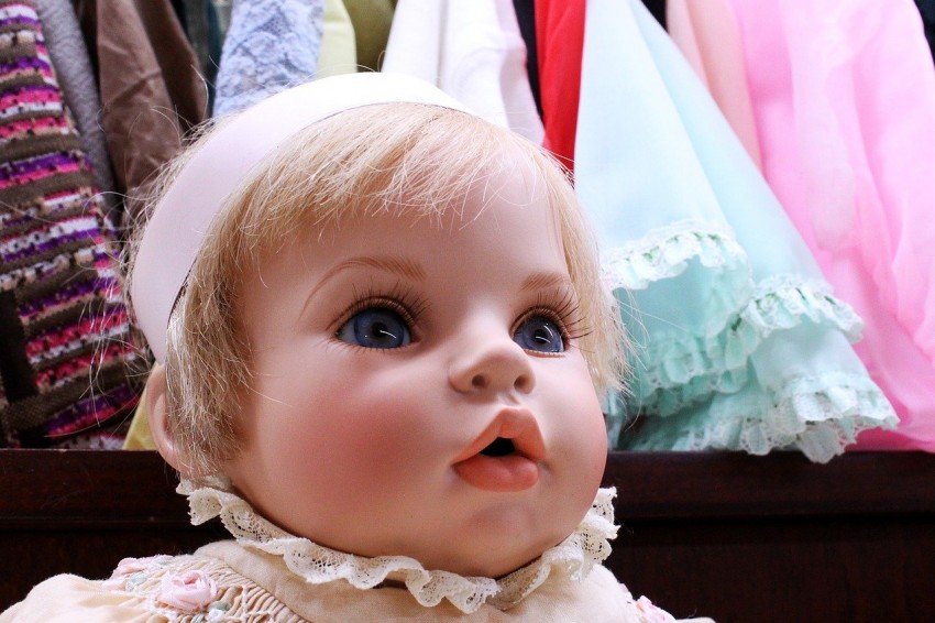 Dampak Merusak Spirit Doll, dari Pribadi Terbelah sampai Delusi