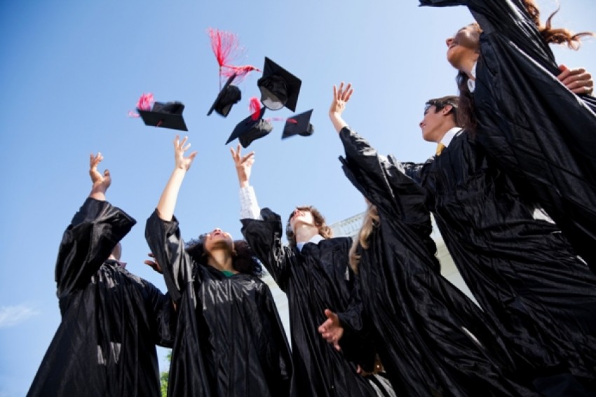 Sulitkan Kelulusan Doktoral, DPR Minta Rezim Indeks Scopus Dikaji Ulang