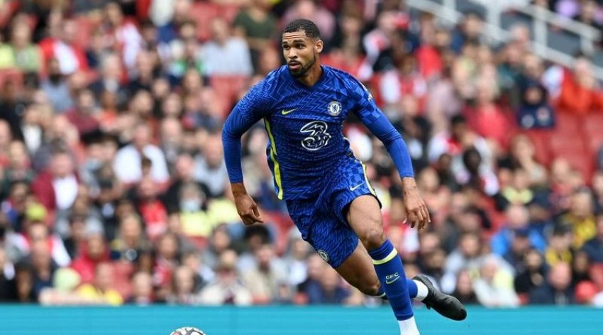 Cari Pengganti Arthur, Juventus Lirik Gelandang Chelsea Ini