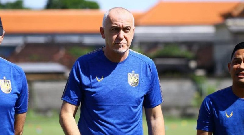 Jelang PSIS vs Arema, Coach Dragan Siap Hentikan Rekor Arema