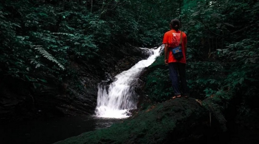 Uniknya Air Terjun Batu Dinding Riau, Masih Banyak Satwa Liar