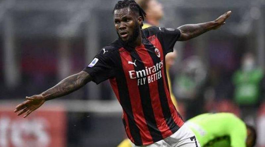 Bukan ke Real Madrid, Franck Kessie Menuju Barcelona