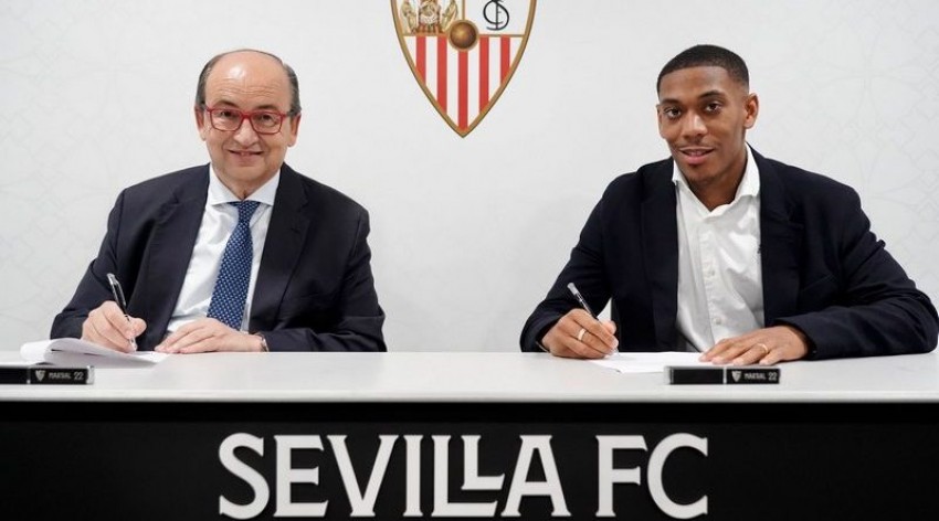 Resmi Gabung Sevilla, Martial Pilih Nomor 22