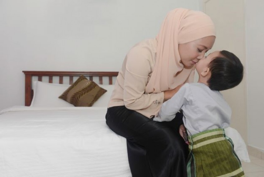 Hubungan Suami Istri di Masa Lalu Pengaruhi Pola Asuh pada Anak