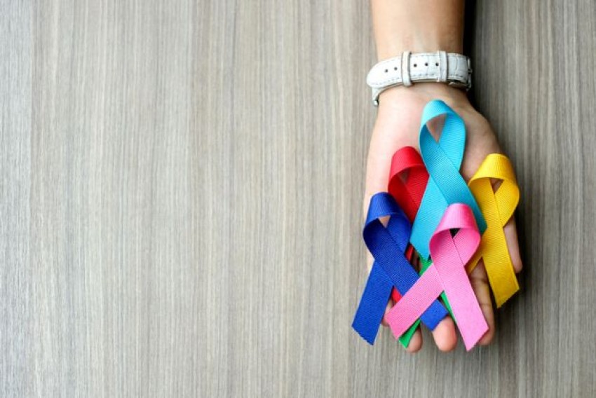 6 Selebriti Tanah Air Ini Berhasil Jadi Penyintas Kanker