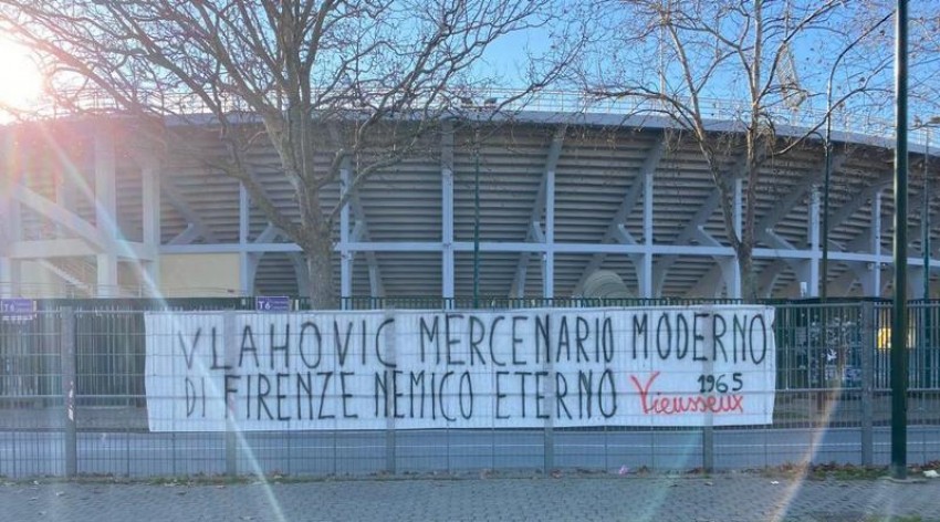 Jelang Fiorentina vs Juventus, Suporter La Viola Soroti Vlahovic