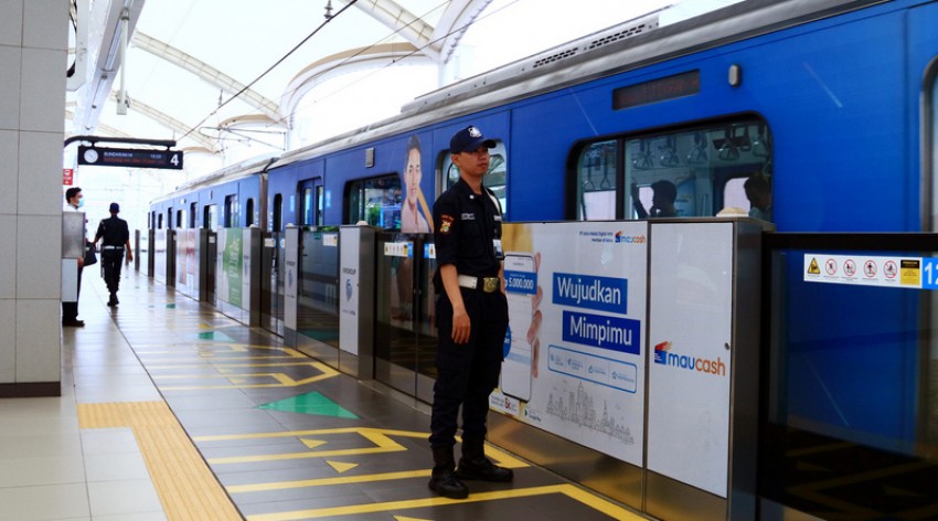 Penumpang Kereta Api Tak Perlu Melampirkan Tes Covid-19