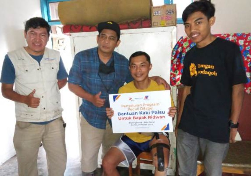 Penyandang Disabilitas di Garut Bersyukur Dapat Kaki Palsu
