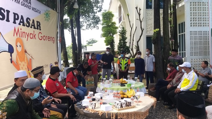 NU dan Muhammadiyah Bersatu, Gelar Operasi Pasar Minyak Goreng