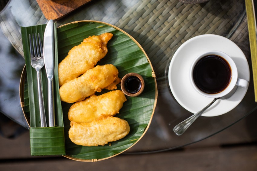 Hati-hati Kolesterol Naik, Hindari Takjil Manis dan Gorengan saat Berbuka