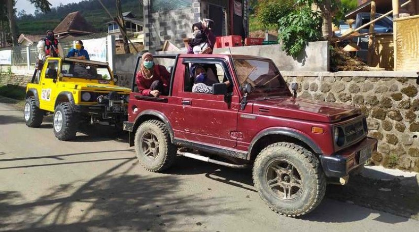 Wisata Jeep Dataran Tinggi Dieng Tawarkan Pengalaman Baru Picu Adrenalin