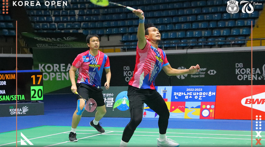 Mohammad Ahsan Berbuka Puasa di Lapangan saat Korea Open 2022