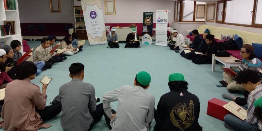 Program Khatam Qur'an UBN Inspirasi Mahasiswa Lintas Negara di Turki