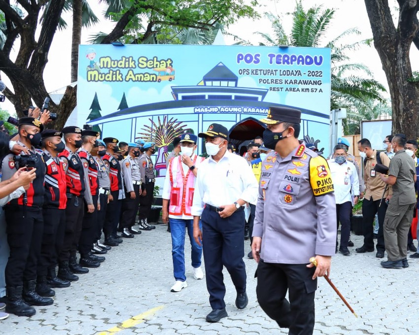Tinjau Rest Area KM 57, Ini Pesan Kapolri kepada Pemudik
