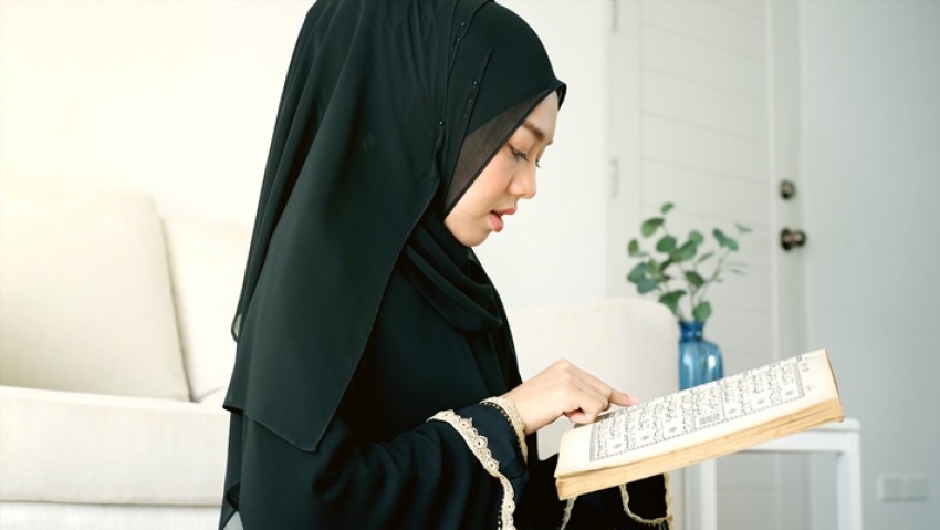 Tadabur Hari Keenam Iktikaf: Ayat-Ayat Dzikir Pilihan