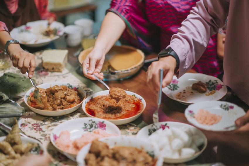 Banyak Santan, Ini 5 Tips Konsumsi Makanan Lebaran ala Pakar UNAIR