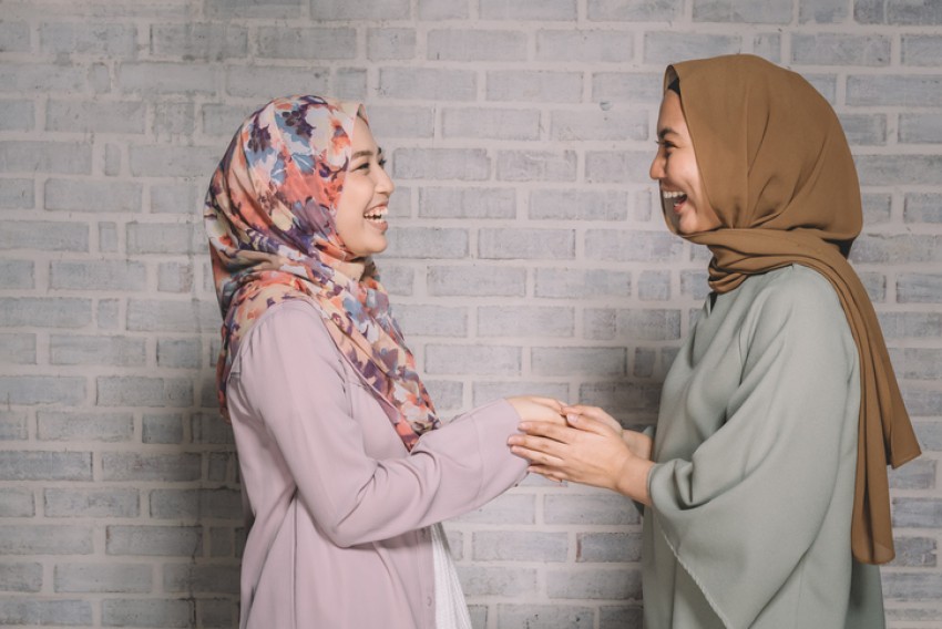 Filosofi Halal Bi Halal, Tradisi Silaturahmi Khas Indonesia