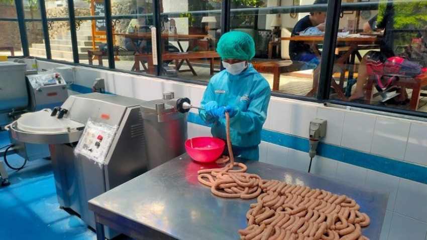 Nikmati Sosis ala Jerman di Puncak Bogor, Dijamin Halal