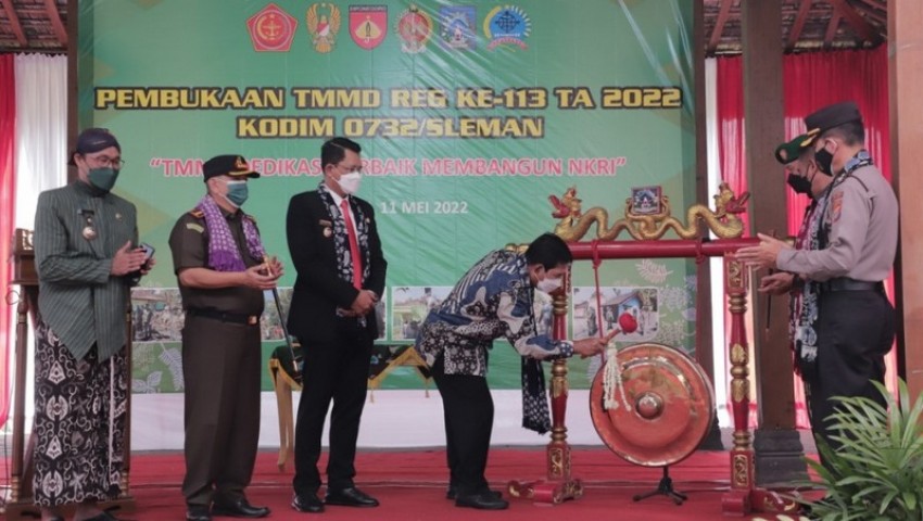 TNI Manunggal Masuk Desa Bangun Masjid Nurul Iman di Sleman
