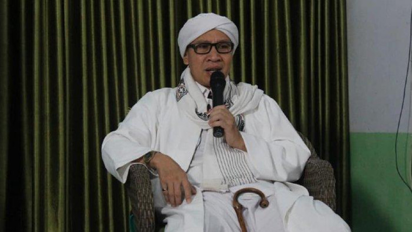 Nasihat Buya Yahya: Pekerjaan Tidak Harus Sesuai Ijazah