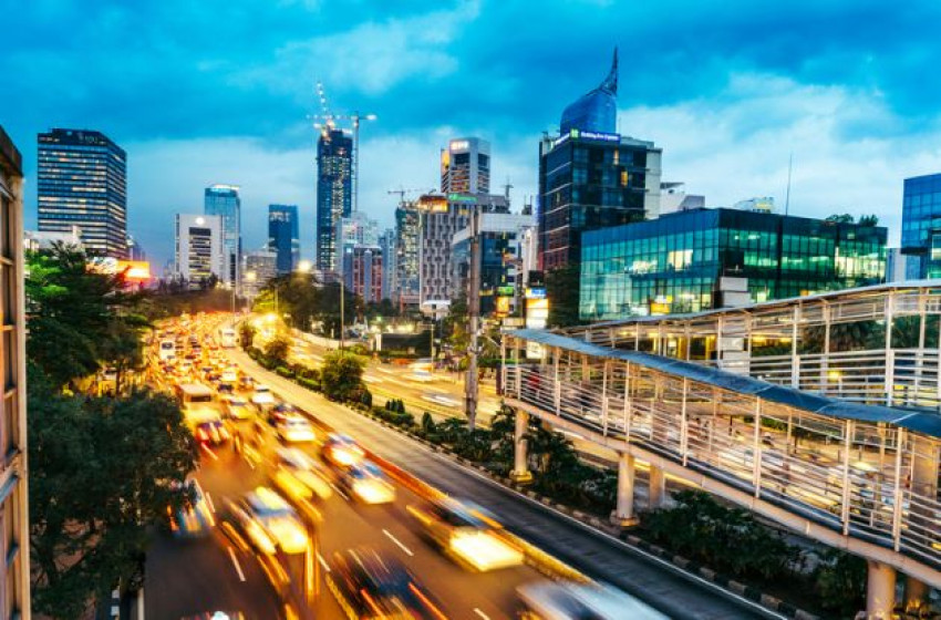 Kegiatan Berangsur Normal, Dishub DKI Perluas Ganjil-Genap di 25 Ruas Jalan