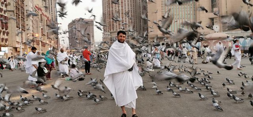Kain Ihram Simbol Persamaan Derajat Manusia di Depan Allah SWT