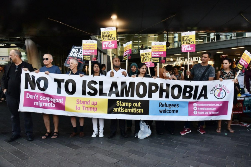 KAMI: Umat Islam Harus Bersatu Lawan Islamophobia