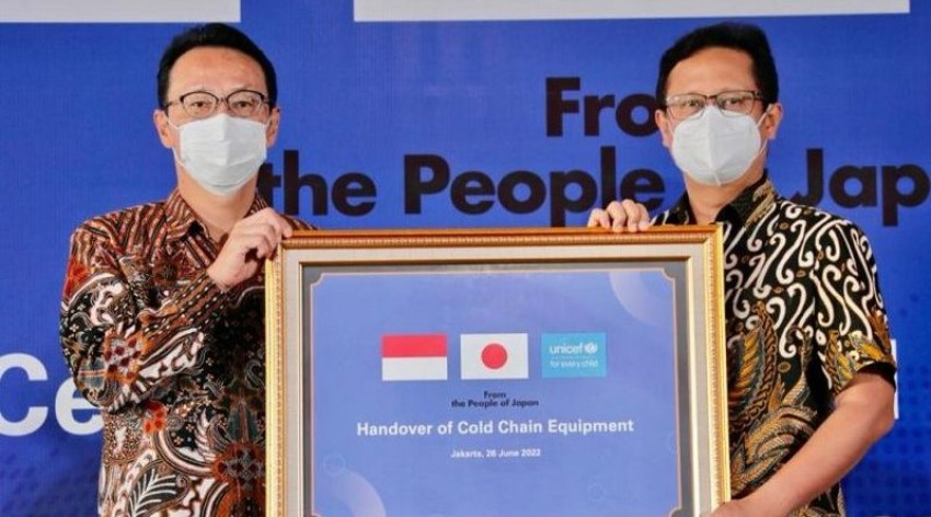 Jepang Berikan Bantuan 300 Mesin Pendingin Vaksin