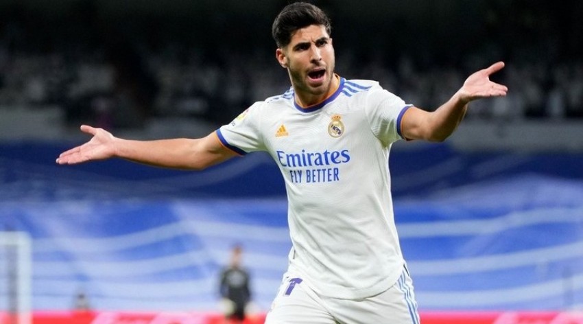 Lini Sayap Jadi Prioritas, AC Milan Pertimbangkan Dua Nama Ini