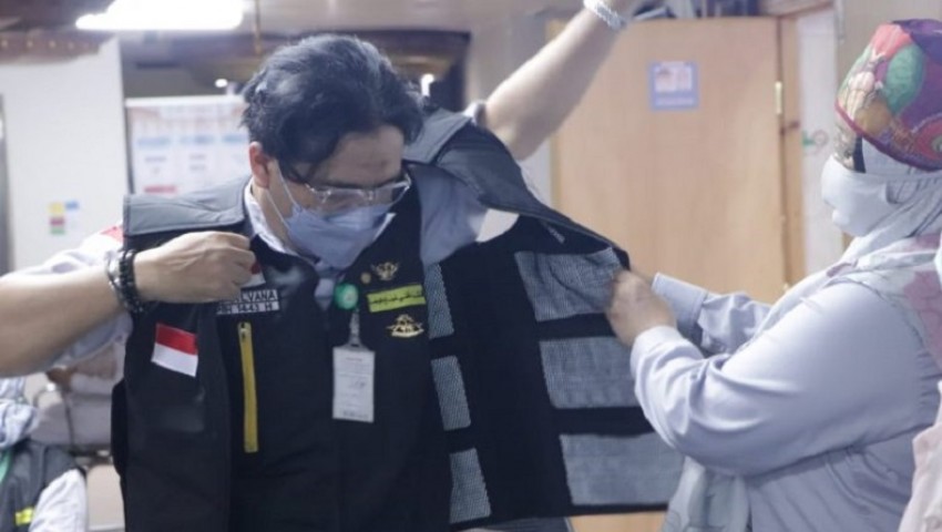 Rompi Penurun Suhu Kemenkes untuk Jemaah Haji Heat Stroke