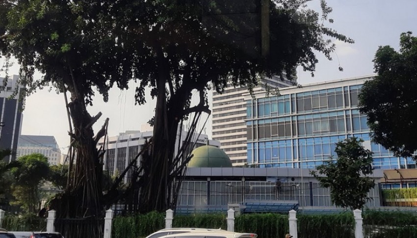 Jenazah Menpan RB Tjahjo Kumolo Dishalatkan di Masjid Quba