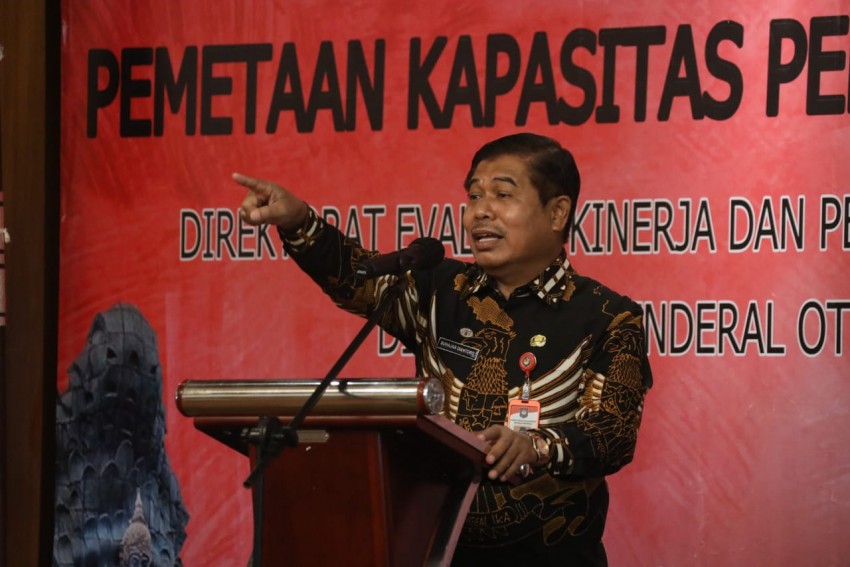 Sekjen Kemendagri Ungkap 3 Kunci Sukses Otonomi Daerah