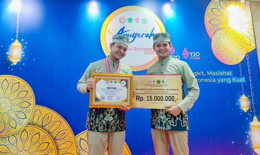 Alumni STAI Attaqwa Sabet Penghargaan Dai Muda Inspiratif