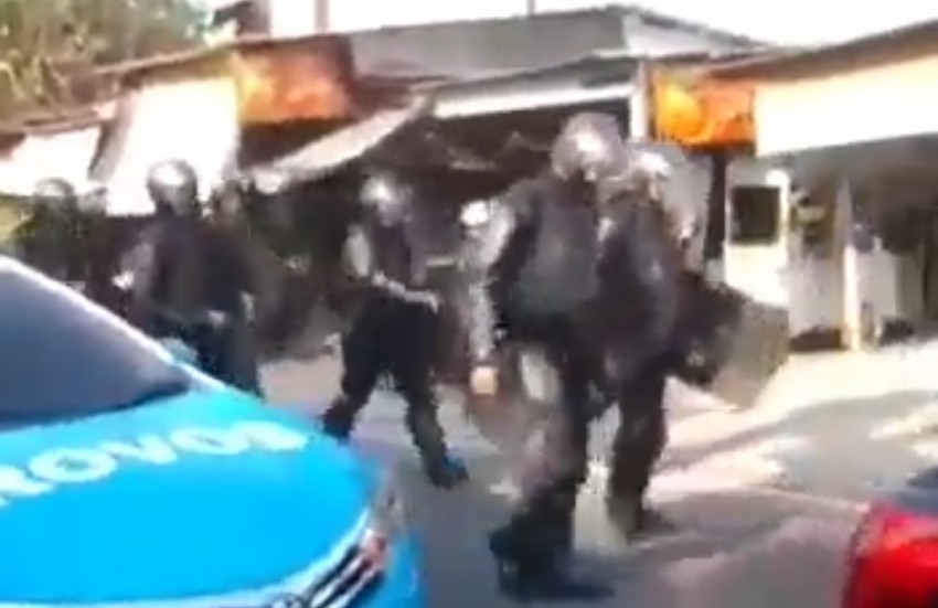 Buru MSAT Tersangka Pelecehan Seksual, Polda Jatim Dihalangi Puluhan Orang