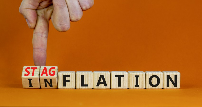 OJK Harap Kondisi Domestik Bisa Hindari RI dari Risiko Stagflasi