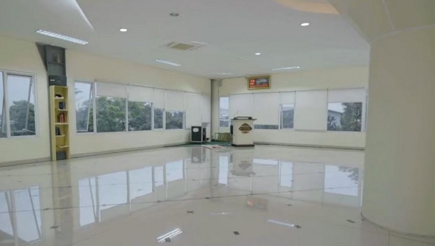 Masjid di El Corps Building, Pengingat Waktu Shalat untuk Pekerja