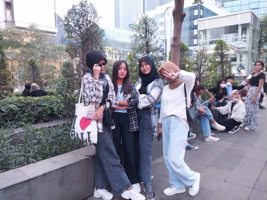 Modal Rp100 Ribu, Anak SCBD Buktikan Tampil Keren Tak Harus Mahal